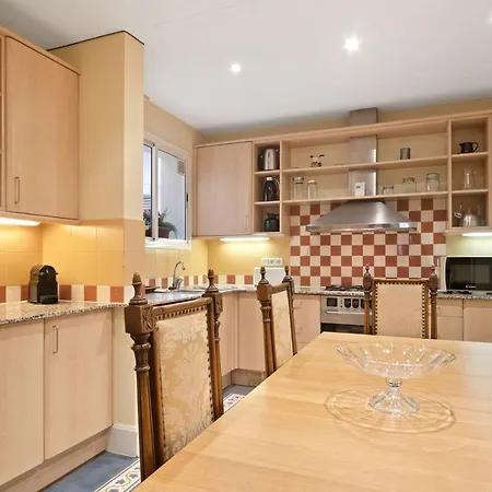 Fisa Gran Via Apartmán *