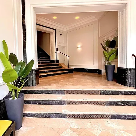 Fisa Gran Via Apartment *